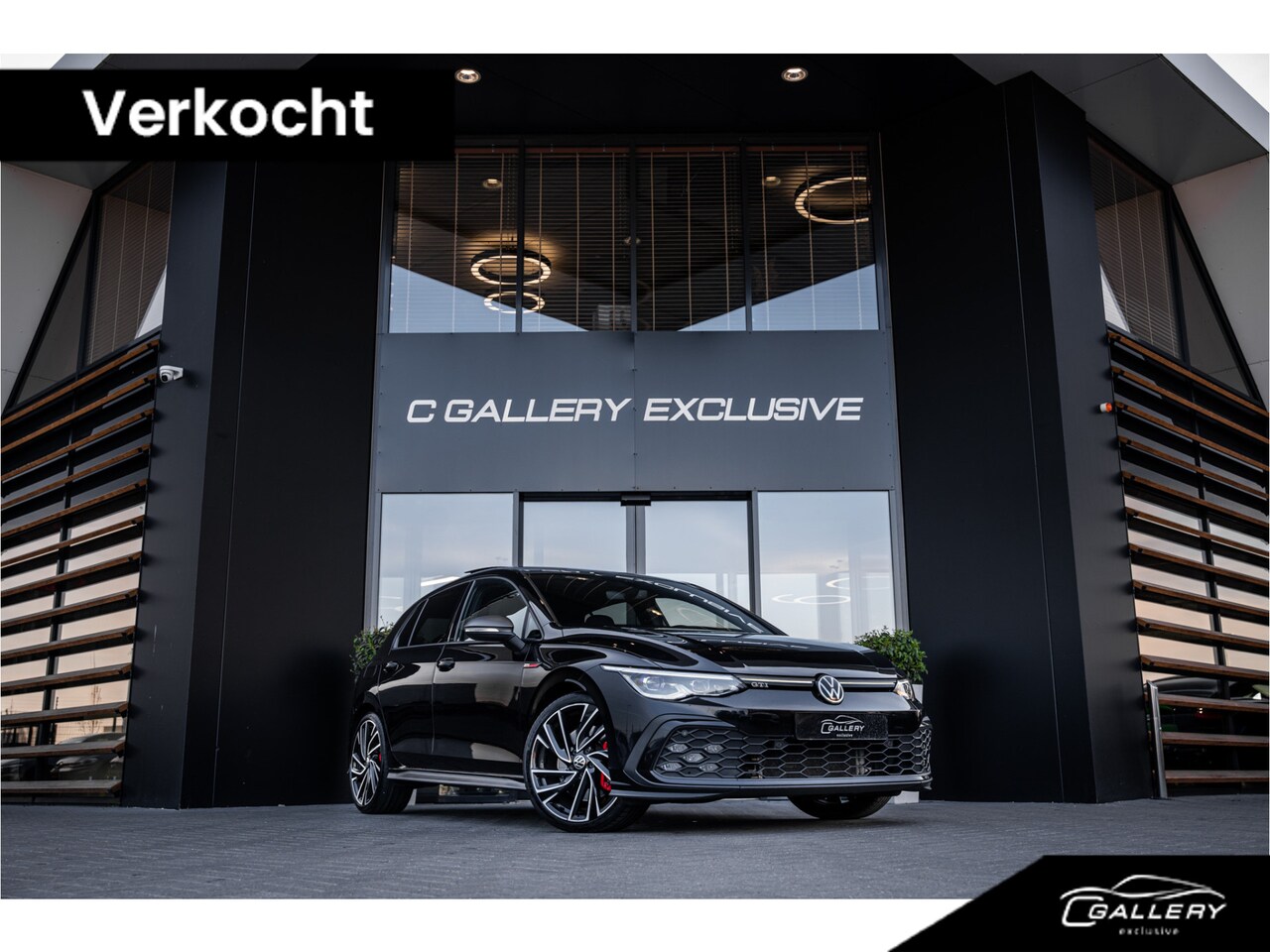 Volkswagen Golf - 8 2.0 TSI GTI - Panorama | ACC | Sfeerverlichting | Carplay - AutoWereld.nl