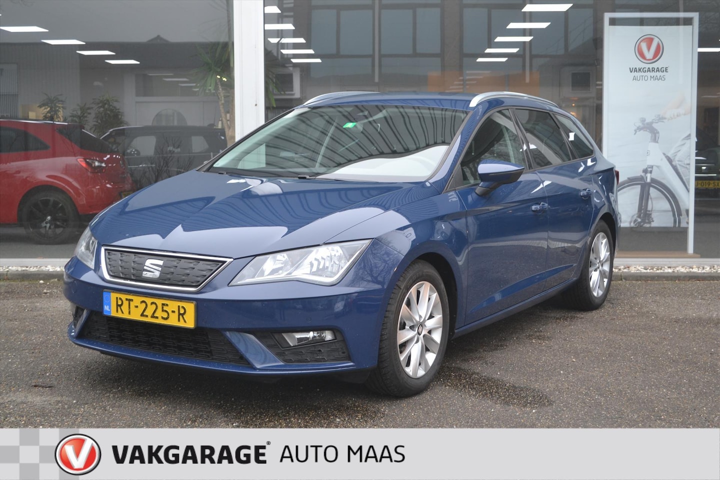 Seat Leon Sportstourer - 1.0 EcoTSI 115PK DSG-7 Style Business Intense - AutoWereld.nl