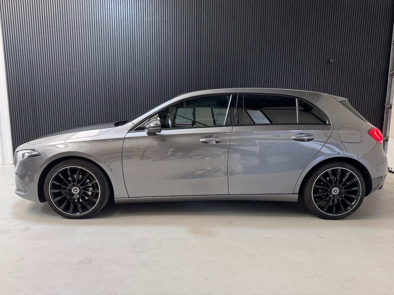 Mercedes-Benz A-klasse - 180 d Premium Plus 180 d Premium Plus - AutoWereld.nl