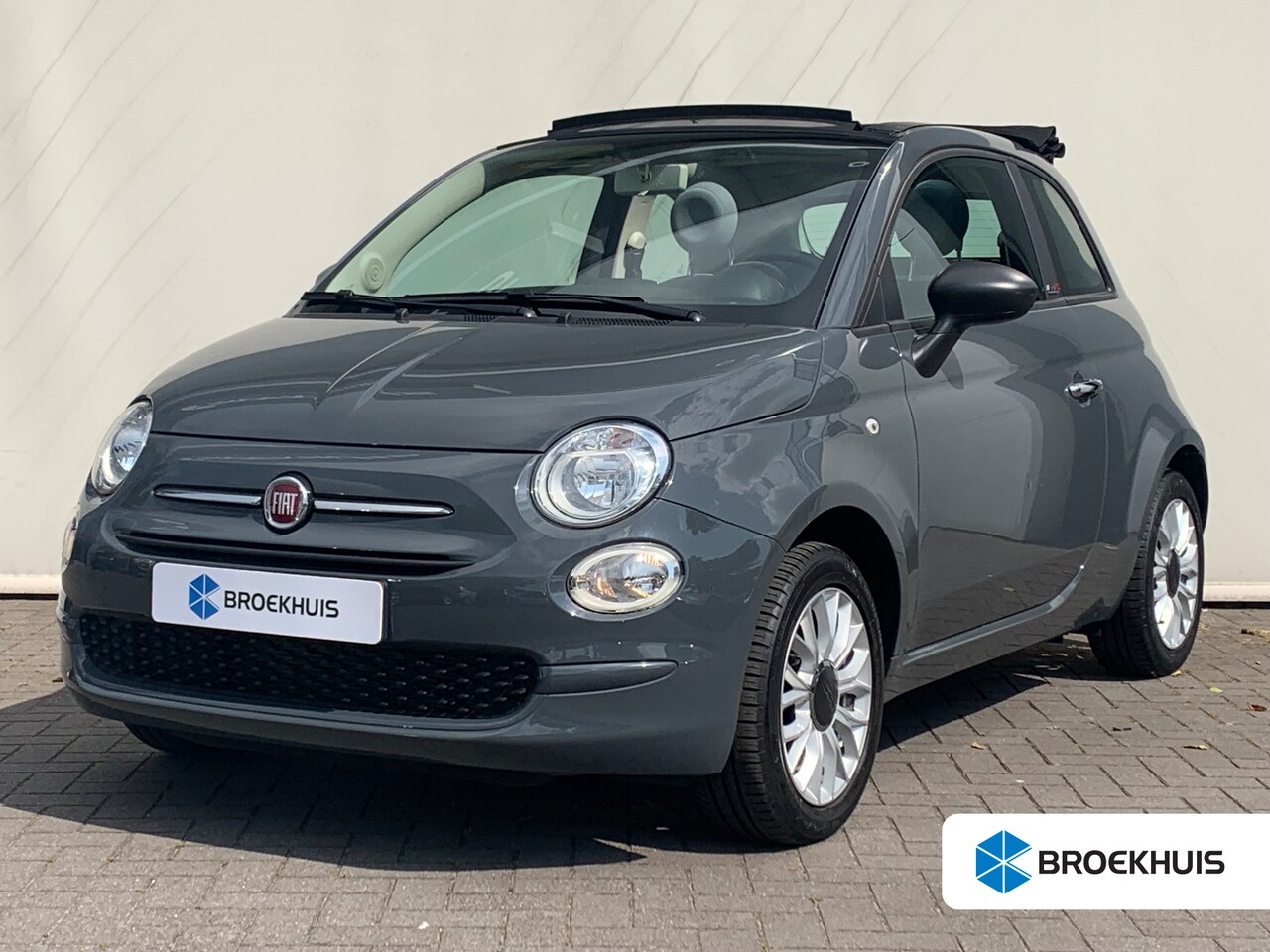 Fiat 500 C - 1.2 Young Airco | Cruise Control | DAB | Navi | cabriodak - AutoWereld.nl
