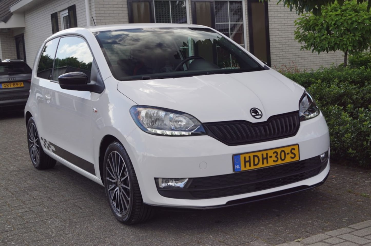 Skoda Citigo - 1.0 (75pk) Monte Carlo Airco/Stoelverwarming/Bluetooth/16 inch - AutoWereld.nl