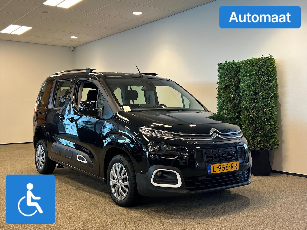 Citroën Berlingo - L1 Rolstoelauto (airco) 3+1 Rolstoel geschikt - AutoWereld.nl