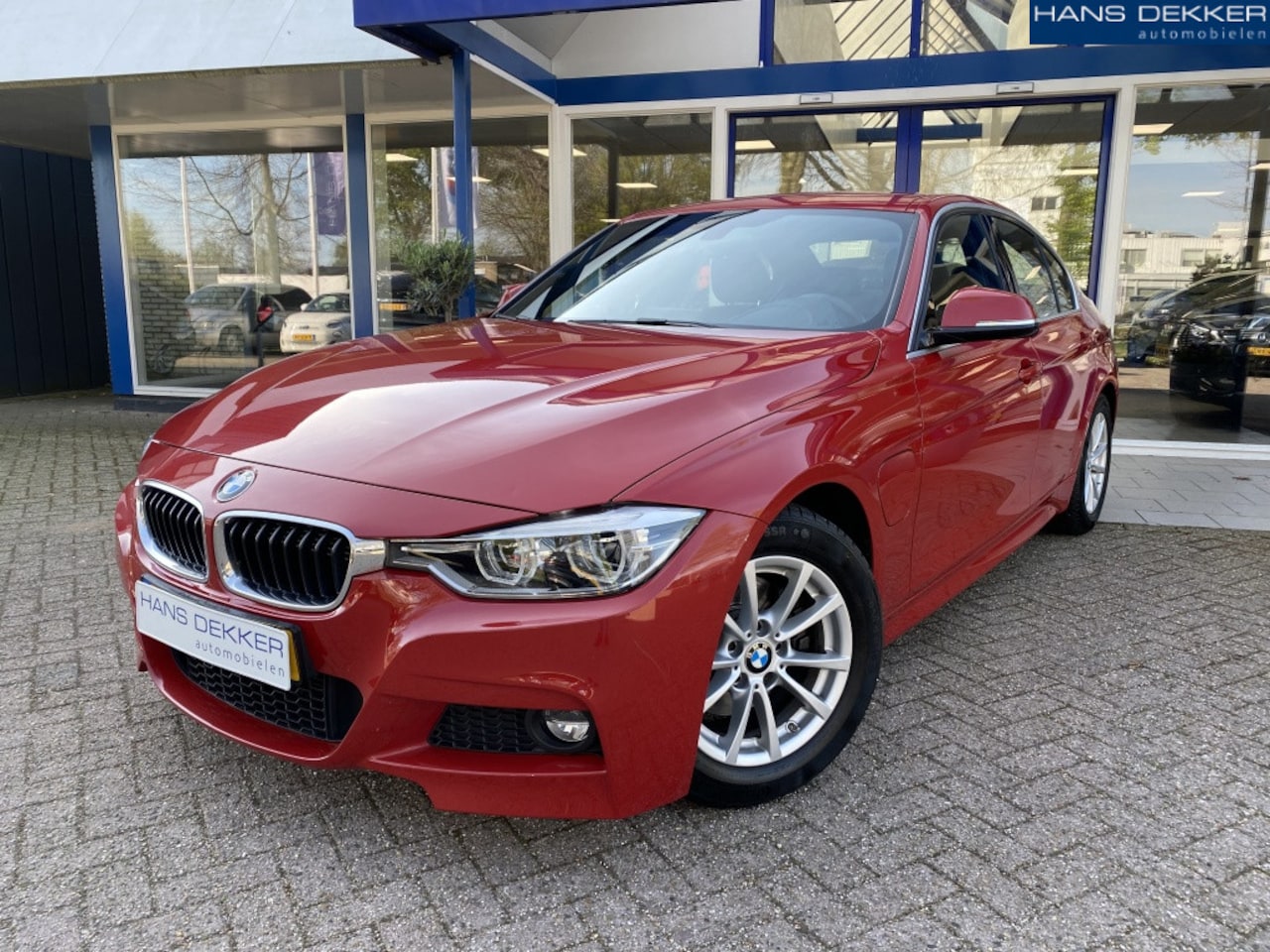 BMW 3-serie - Automaat Navigatie leer 330e - AutoWereld.nl