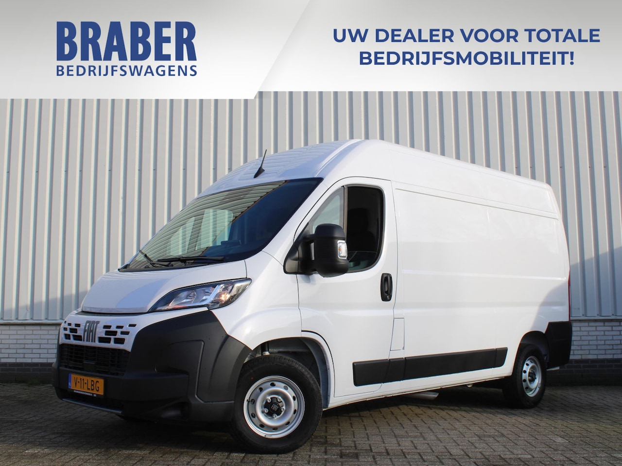 Fiat Ducato - 2.2 MultiJet 140 S&S L2H2 3.3t | Camera | Navi | Trekhaak | Cruise | 3 zits | PDC | - AutoWereld.nl