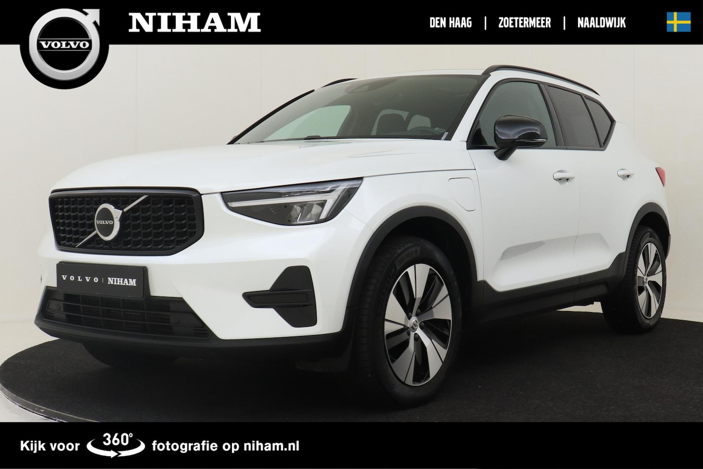 Volvo XC40 - T4 RECHARGE PLUS DARK -PANO.DAK|CAMERA|ADAP.CRUISE|HARMAN/KARDON|POWER-SEATS - AutoWereld.nl