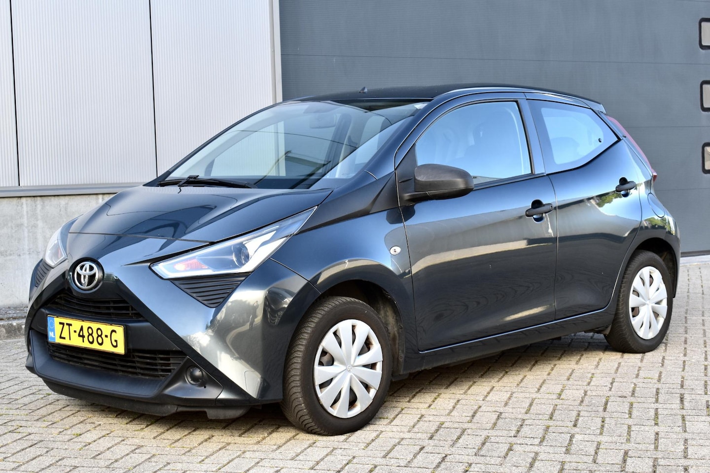 Toyota Aygo - 1.0 VVT-i x-fun NL btw-auto / NAP 2019 in zeer nette staat met garantie - AutoWereld.nl