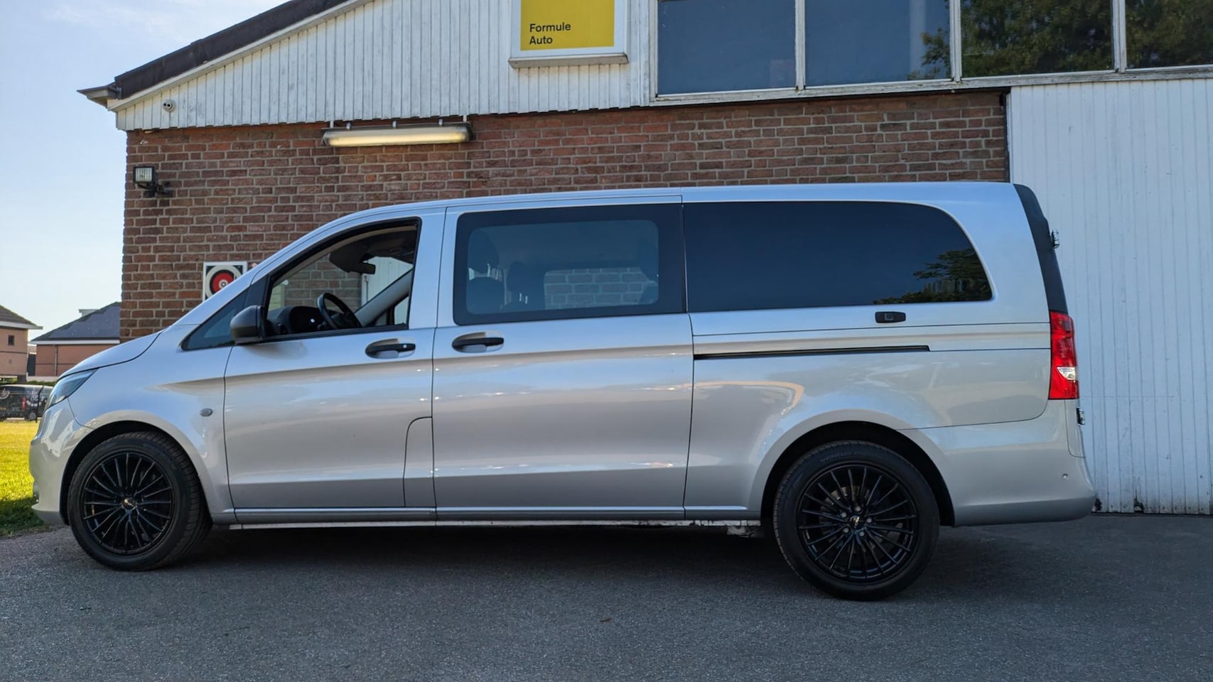 Mercedes-Benz Vito - 116 CDI XL - DC - Camera - Navi- 2 schuifdeuren - AutoWereld.nl