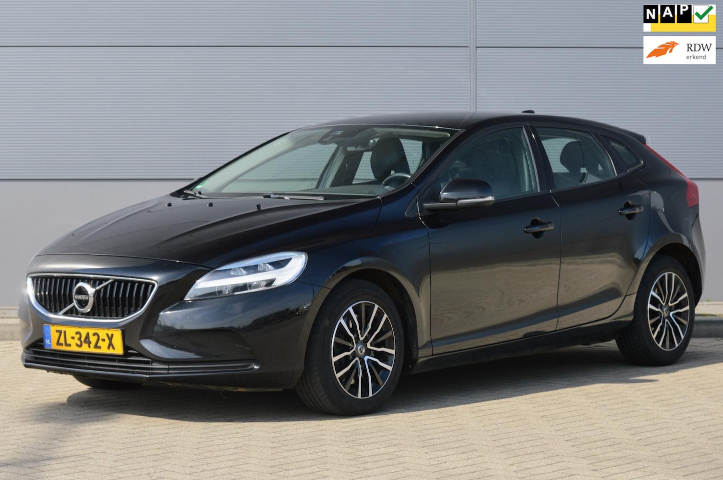 Volvo V40 - 1.5 T2 Polar+ - AutoWereld.nl