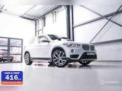 BMW X1 - xDrive20i High Executive | 4x4 | HUD | Trekhaak | Leder | Orig NL auto | Dealer onderhoude