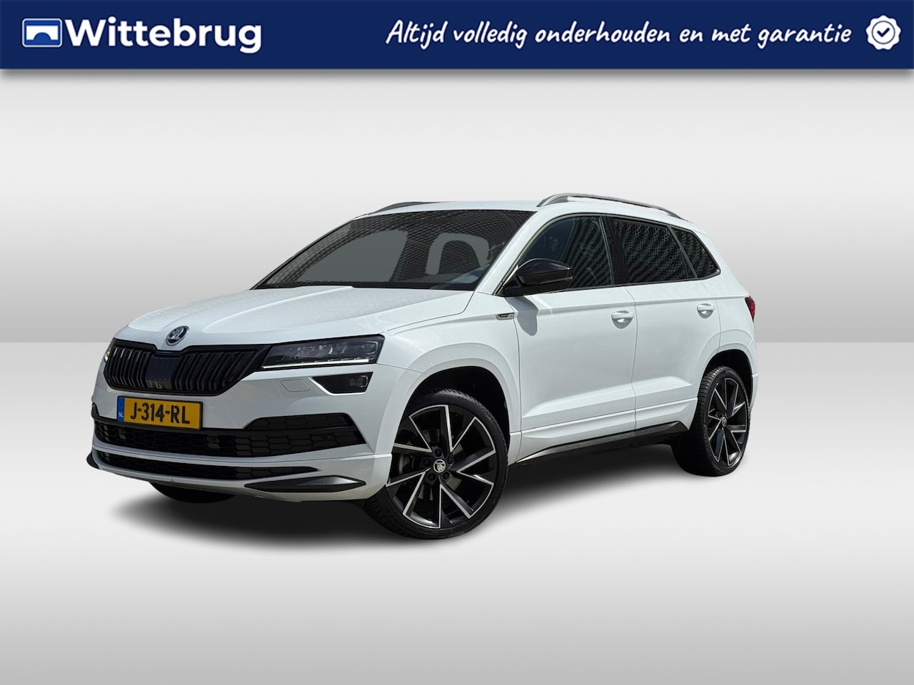 Skoda Karoq - 1.5 TSI ACT Sportline Business / Digitaal dashboard / Pano / Zwenkbare trekhaak / Parkeers - AutoWereld.nl