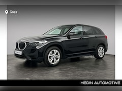 BMW X1 - xDrive25e Sport-line | Trekhaak | Panoramadak | Stoelverwarming | Sportstoelen | Extra get