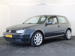 Volkswagen Golf - 1.6-16V Comfortline