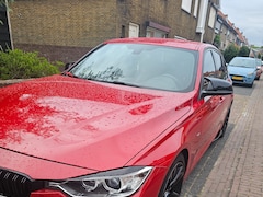 BMW 3-serie - 320i Executive Sport