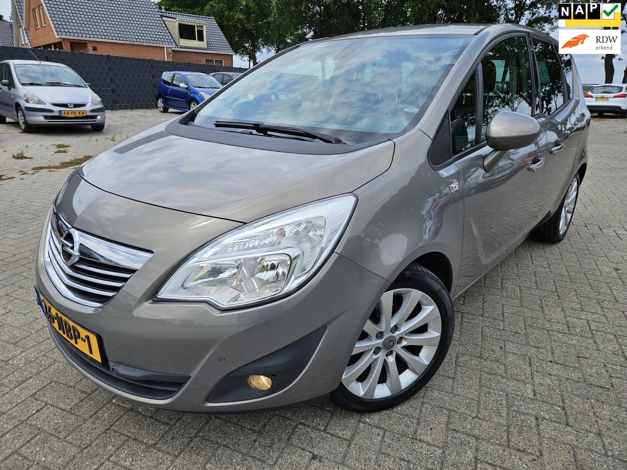 Opel Meriva - 1.4 Turbo Cosmo. 2010. Airco/Cruise/Half leder/Mistlampen etc. APK 06-2026 - AutoWereld.nl