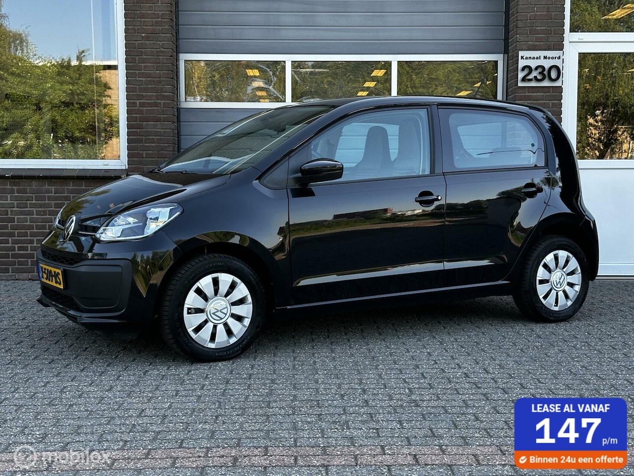 Volkswagen Up! - 1.0 CRUISE/AIRCO/MF-STUUR - AutoWereld.nl
