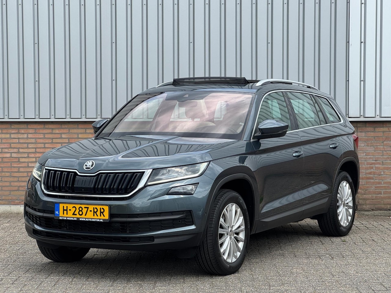 Skoda Kodiaq - 1.5 TSI Business Edition Plus Panorama/ Leder/ Stoelventilatie - AutoWereld.nl