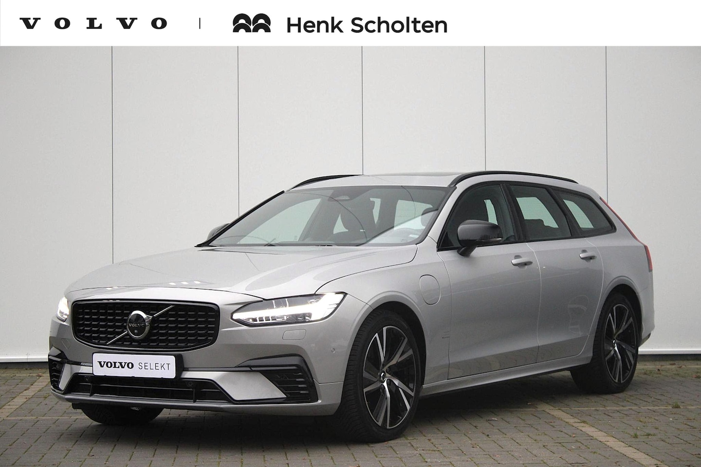 Volvo V90 - T6 AUT8 350PK Ultimate Dark | Luchtvering | Bowers & Wilkins High End Audio | 360 Graden C - AutoWereld.nl