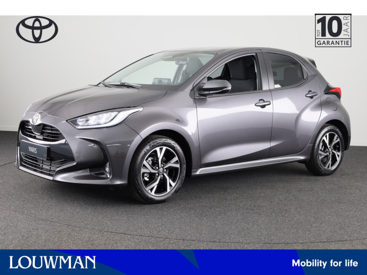 Toyota Yaris - 1.5 Hybrid 115 Dynamic | Comfort Pakket | Parkeersensor voor en achter | voorstoelen verwa - AutoWereld.nl