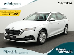 Skoda Octavia Combi - Business Edition 1.0 e-TSI 110 pk DSG | Trekhaak | Parkeersensoren | Keyless | Adaptive Cr