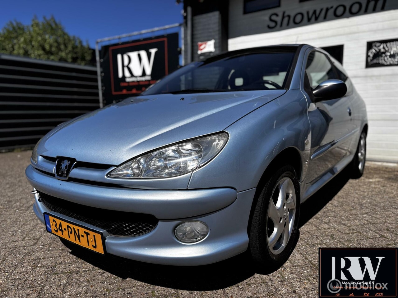 Peugeot 206 - 1.4-16V Gentry met nieuwe APK! - AutoWereld.nl