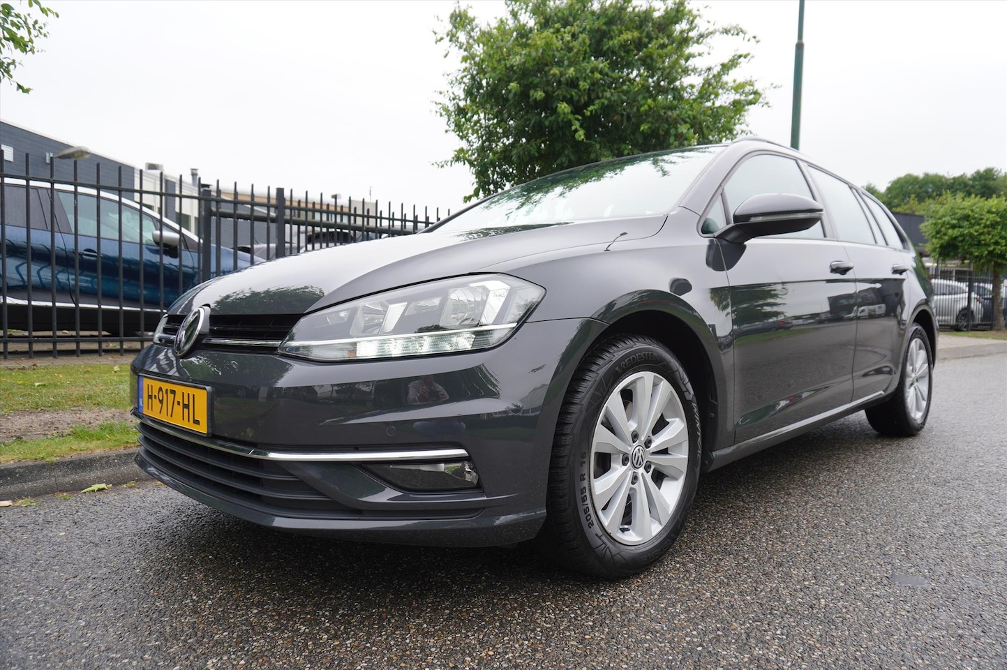Volkswagen Golf Variant - 1.0 TSI 115pk Comfortline Apple Carplay Navigatie - AutoWereld.nl