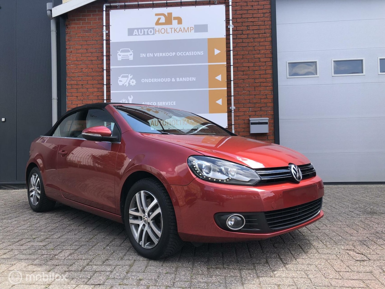 Volkswagen Golf Cabriolet - 1.4 TSI HIGHLINE/LEDER/XENON/NAVI/LM - AutoWereld.nl