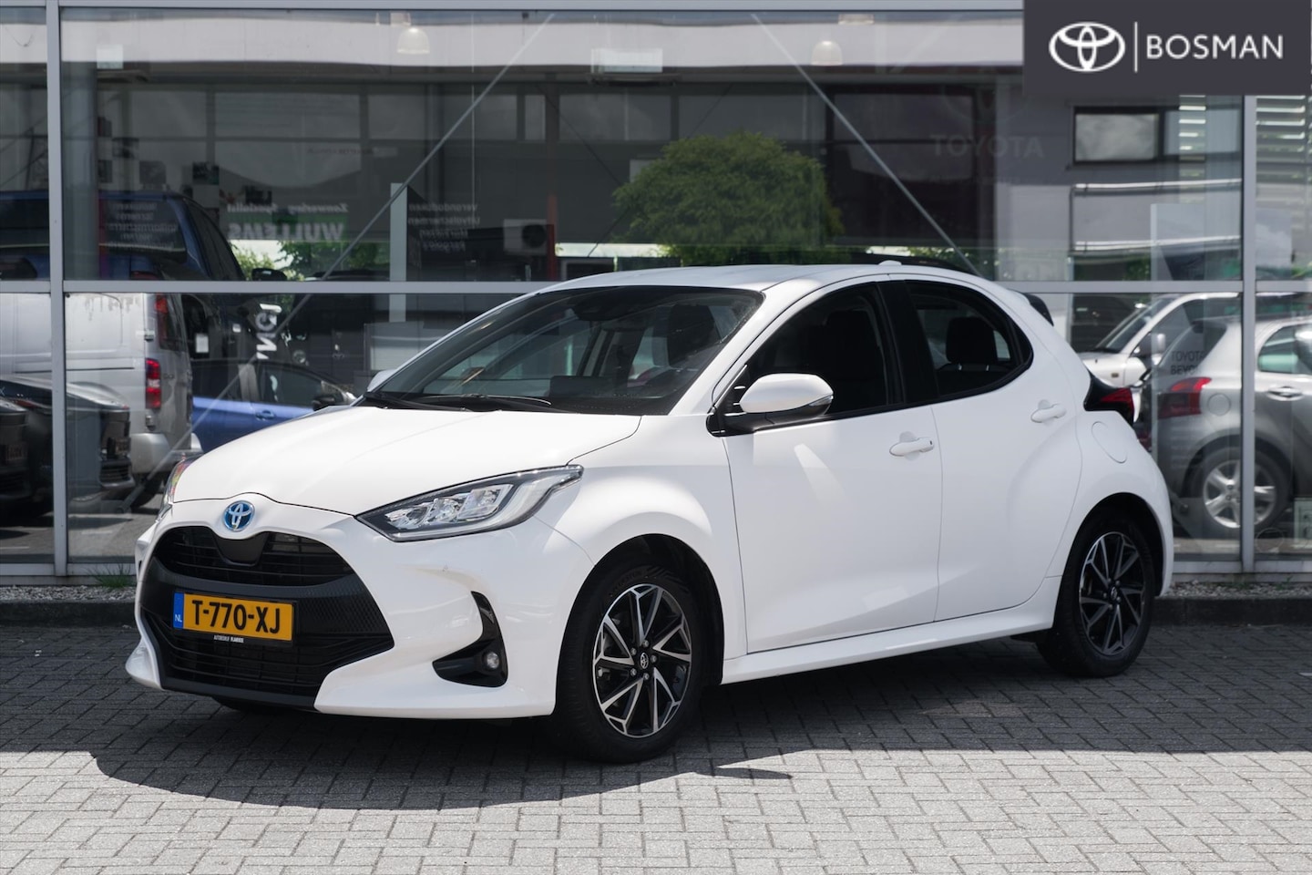 Toyota Yaris - 1.5 Hybrid 116pk CVT Dynamic Trekhaak - AutoWereld.nl