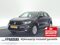 Volkswagen T-Roc - 1.5 TSI 150pk DSG Sport Trekhaak Camera Keyless Led Navigatie