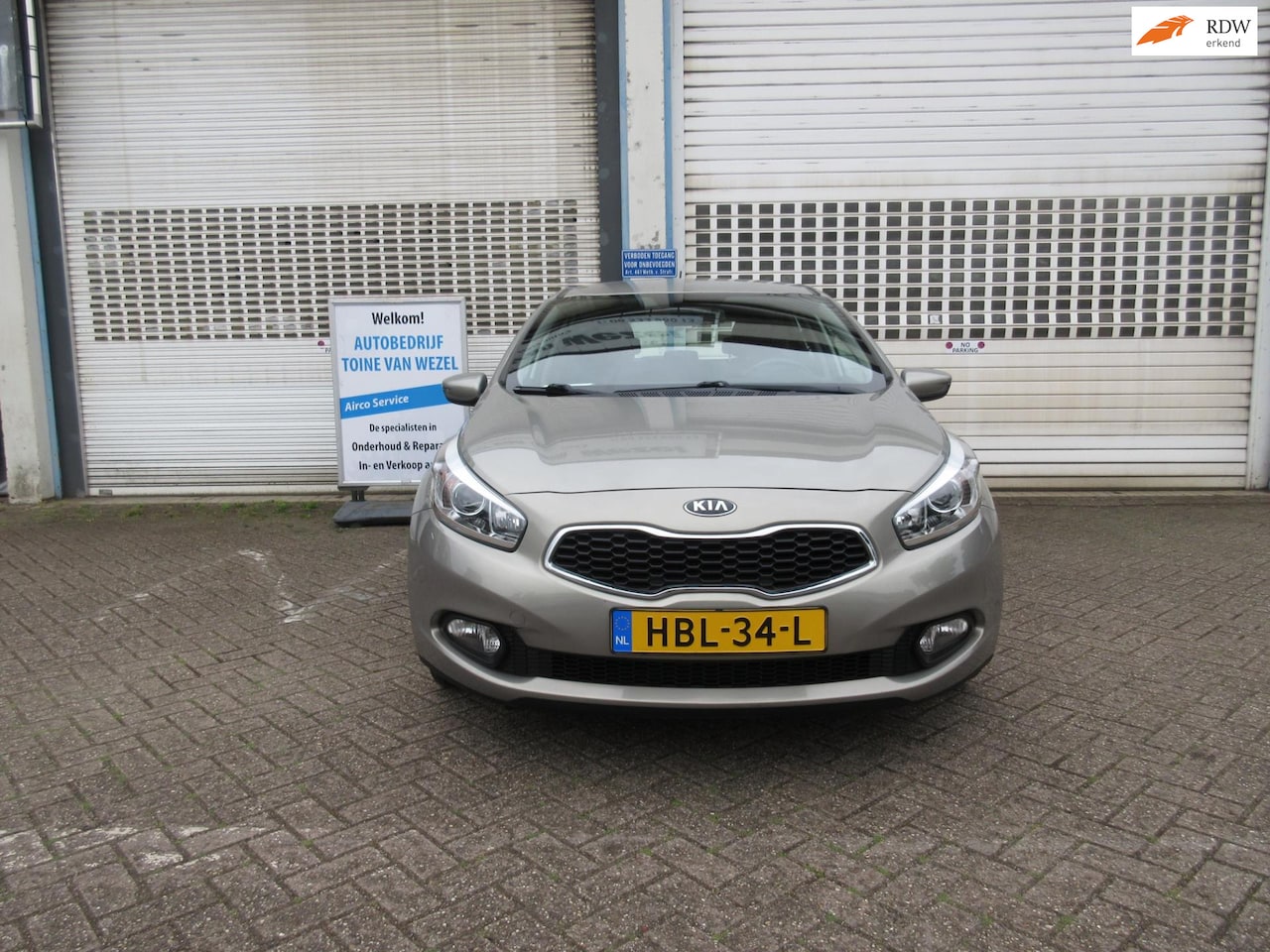 Kia Cee'd - 1.4 CVVT cruise control airco 5drs - AutoWereld.nl