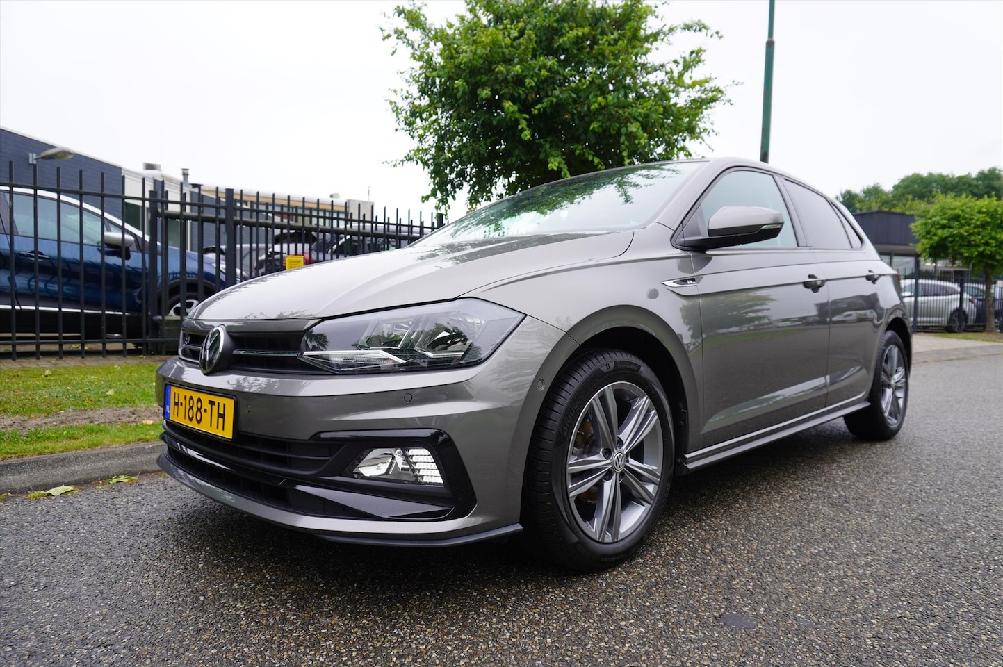 Volkswagen Polo - 1.0 TSI 95pk Highline Business R-Line Apple Carplay Navigatie - AutoWereld.nl