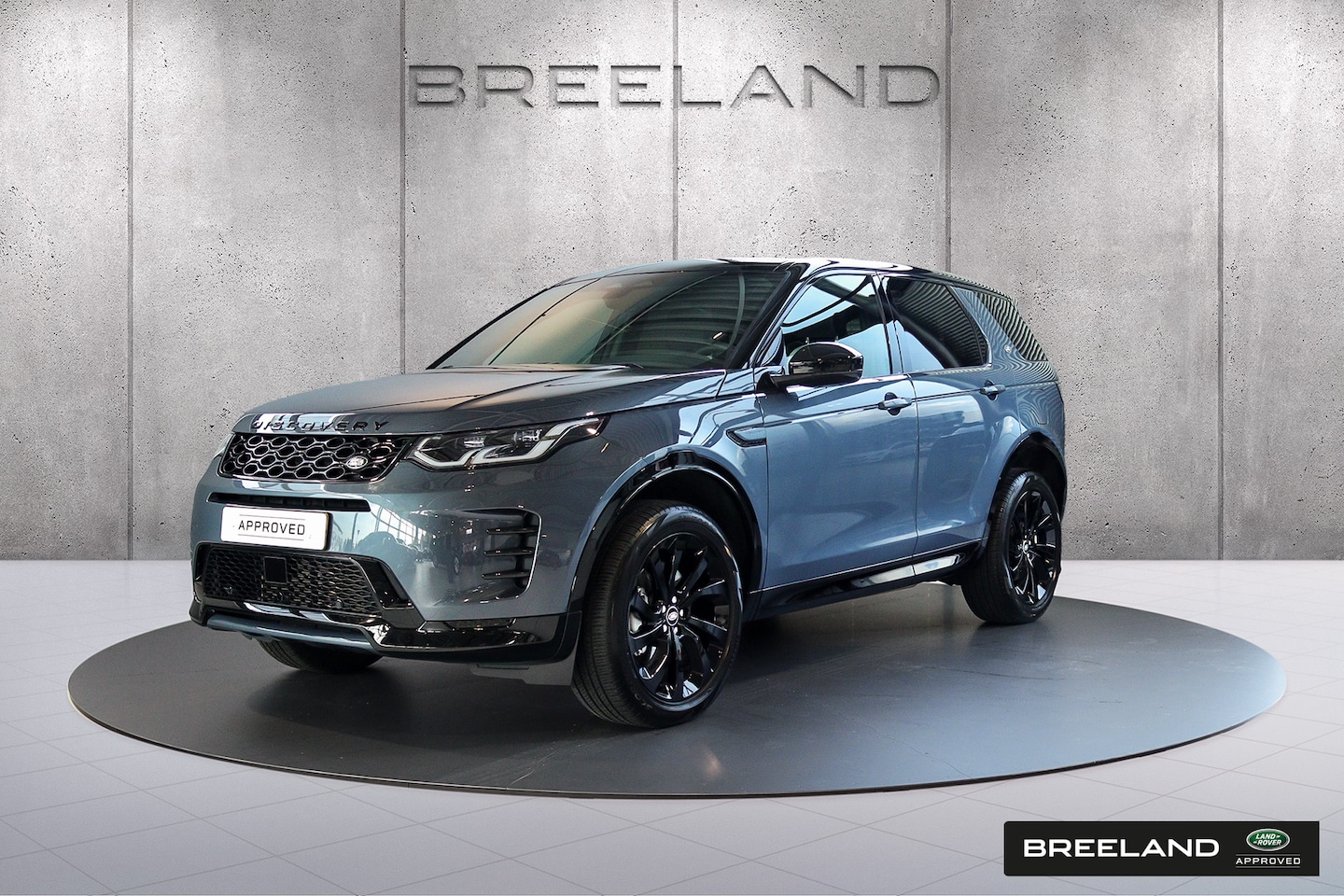Land Rover Discovery Sport - P300e Dynamic SE | Panoramadak | 20" - AutoWereld.nl