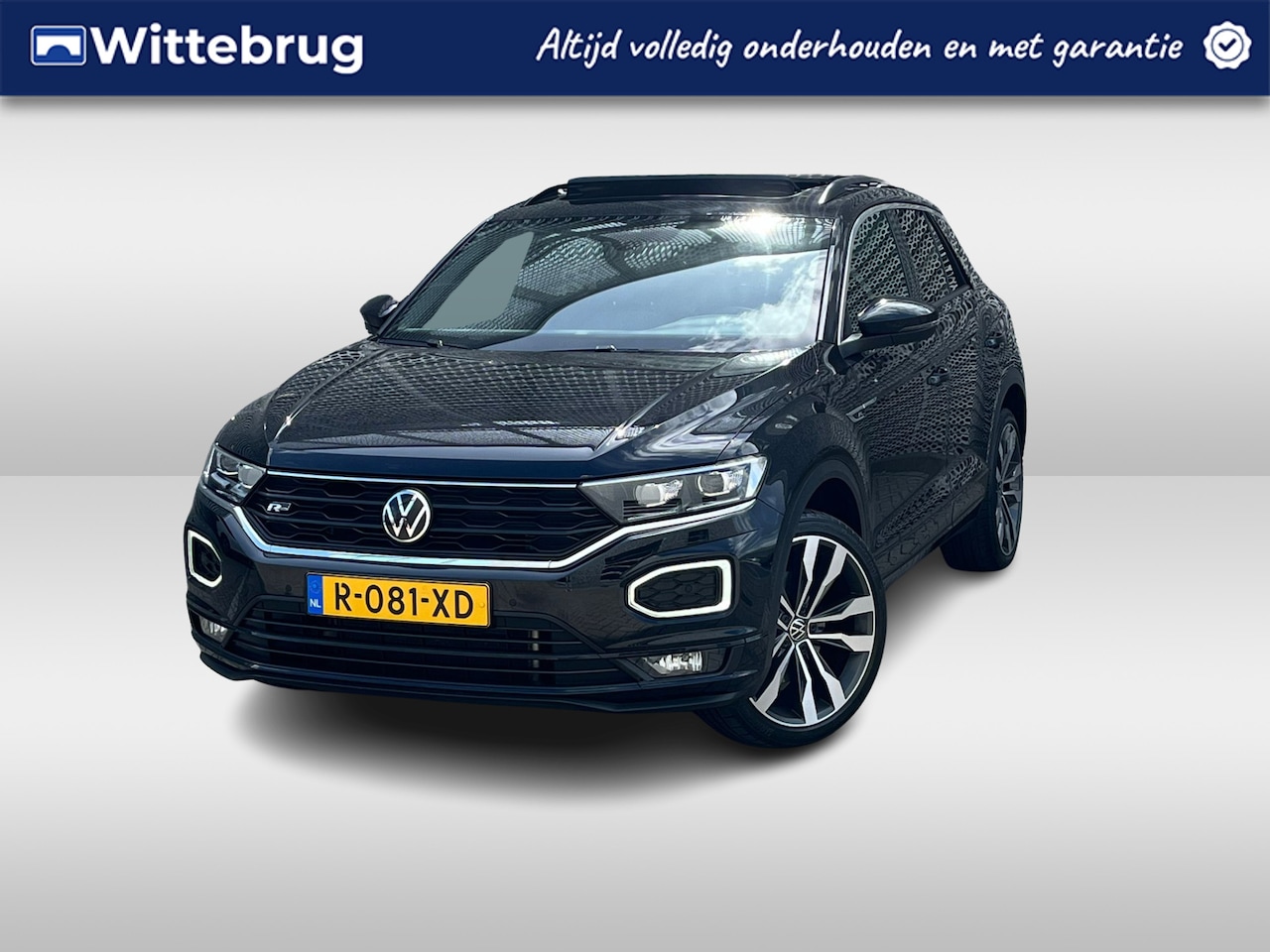 Volkswagen T-Roc - 1.5 TSI Sport Business R / Digitaal dasbhoard / Pano / Camera / 3x R-line / Parkeersensore - AutoWereld.nl