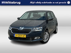 Skoda Fabia - 1.0 TSI Ambition / Airco / Navigatie / Parkeersensoren achter /