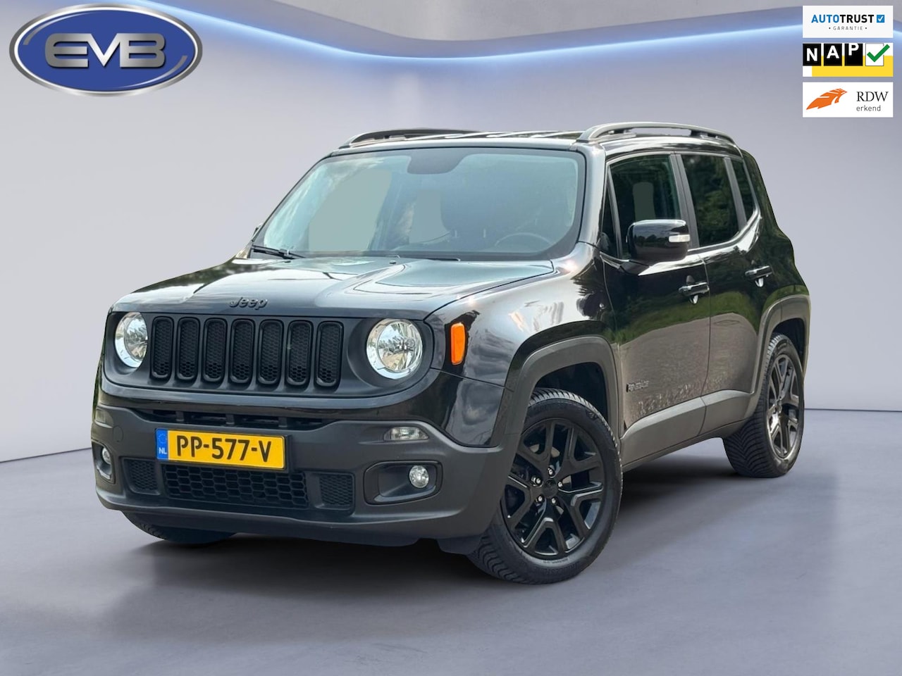 Jeep Renegade - 1.6 E-Torq Night Eagle II, trekhaak, mooie complete uitvoering, NL auto met nationale auto - AutoWereld.nl