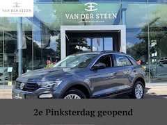 Volkswagen T-Roc - 1.5 TSI Life Business Adapt Cruise | Camera | Stuur-Stoelverwarming