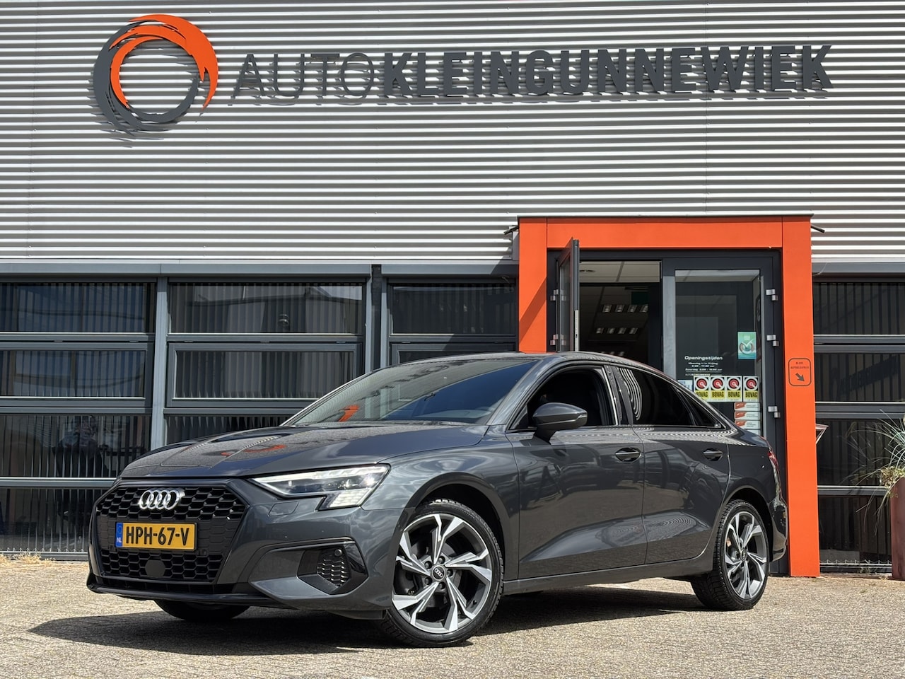 Audi A3 Limousine - 35 TFSI edition one / Apple Carplay/ Android Auto / BTW / Digital Cockpit / Keyless / Came - AutoWereld.nl