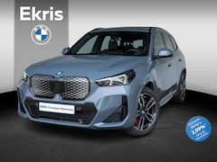 BMW iX1 - eDrive20 | M Sportpakket Pro | Premium Pack | Verwarmd Stuurwiel | Comfort Access | Achter