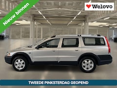Volvo XC70 - 2.5 T Momentum Incl. BTW, Rijklaar+garantie, boekjes