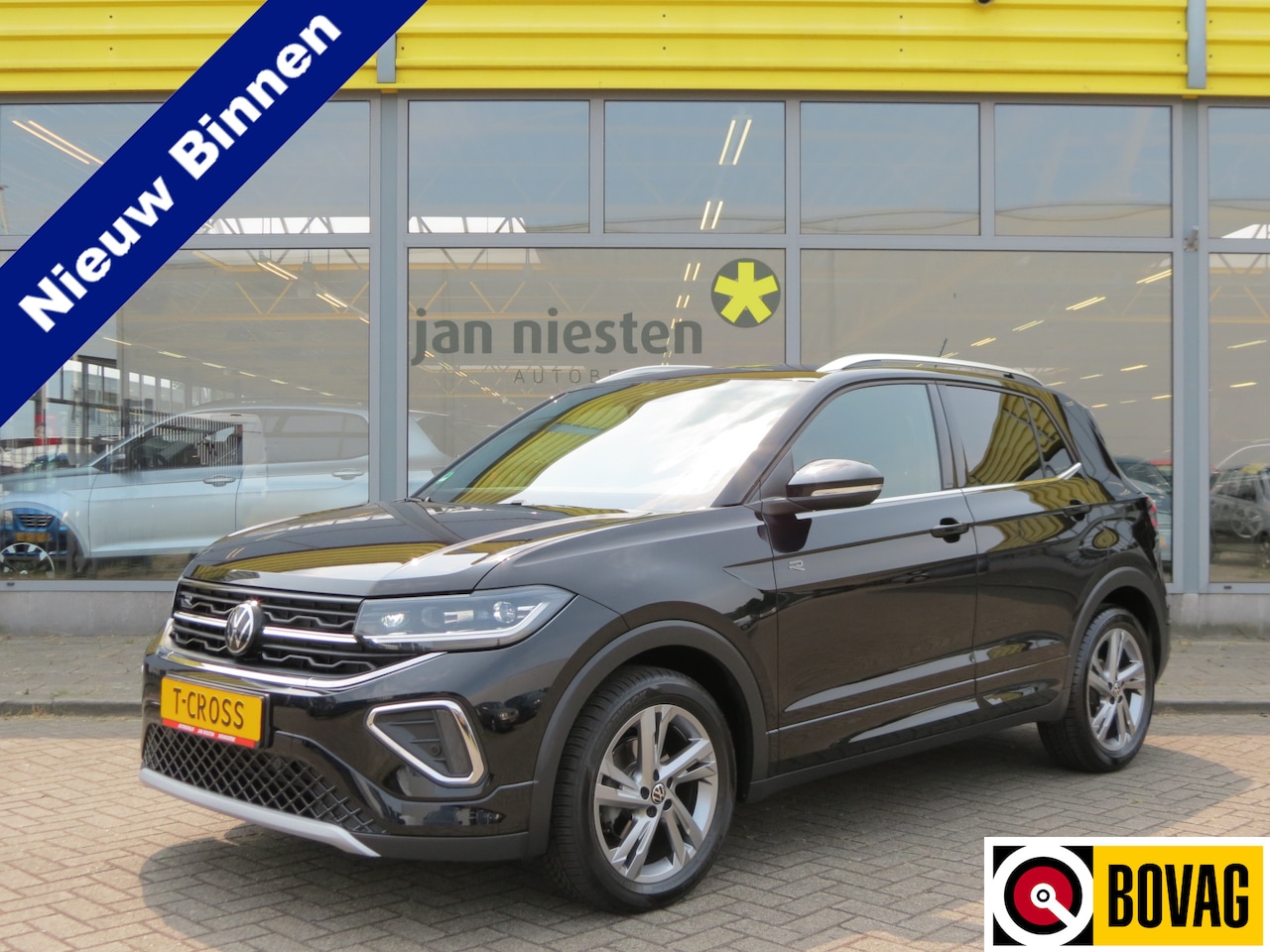 Volkswagen T-Cross - 1.0 TSI R-Line -115pk- | Navi | Camera | Matrix LED | Rijklaarprijs incl. 1 jaar Bovag gar - AutoWereld.nl