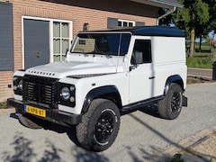 Land Rover Defender - 2.4 TD HT 90" SE