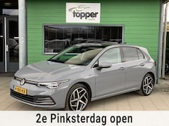 Volkswagen Golf - 1.5 eTSI Style | PanoDak | Virtual | NL Auto |