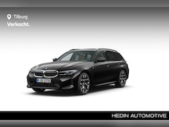 BMW 3-serie Touring - 330e M Sportpakket | Panoramadak | Harman-Kardon | Innovation Pack | Comfort Pack | Trekha