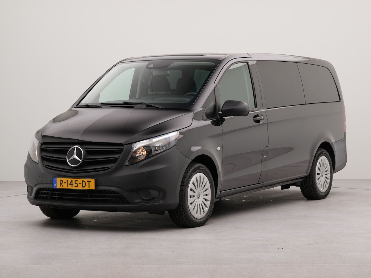 Mercedes-Benz Vito Tourer - 116 CDI Pro Lang 9 persoons Automaat - AutoWereld.nl