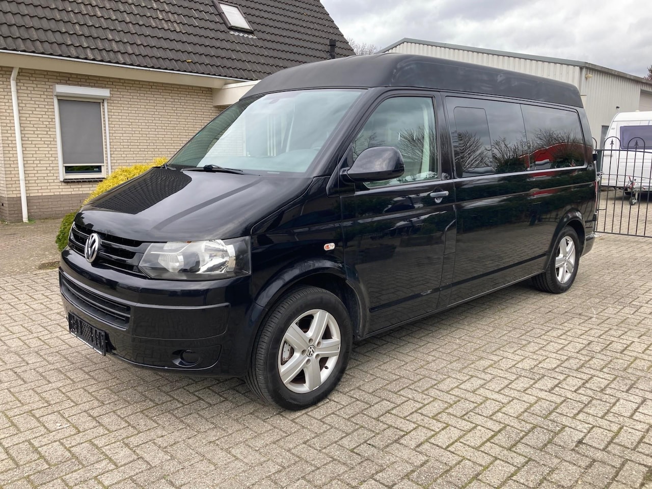 Volkswagen Transporter - 2.0 TDI L2H2 rolstoelbus of ombouw camper buscamper - AutoWereld.nl