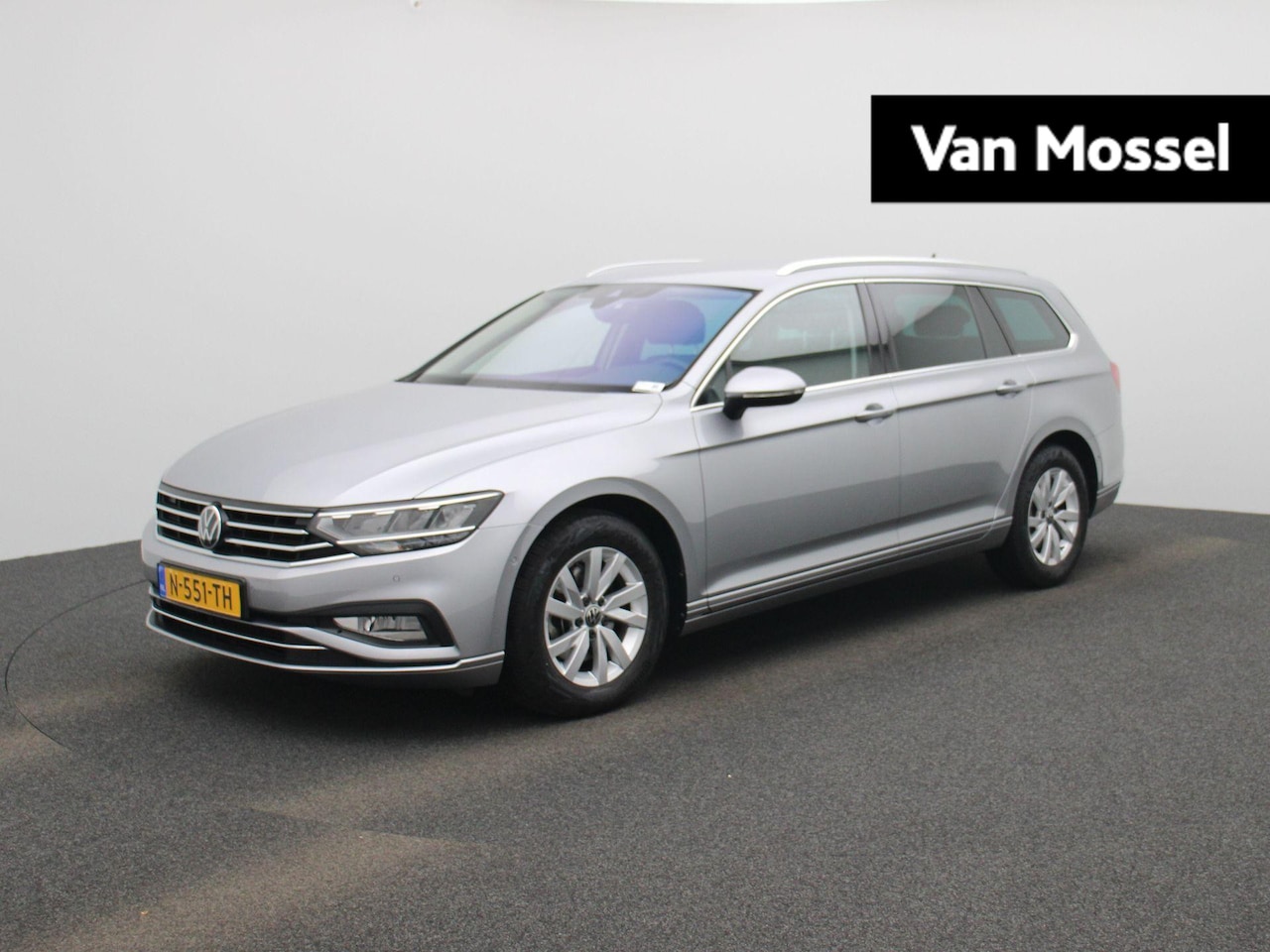 Volkswagen Passat Variant - 2.0 TDI Business | Trekhaak | Adaptive Cruise Controle | Achteruitrij Camera | Virtual Coc - AutoWereld.nl