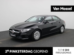 Mercedes-Benz A-klasse - 200 | APPLE CARPLAY | ACHTERUITRIJCAMERA | CRUISE CONTROL | CLIMATE CONTROL |