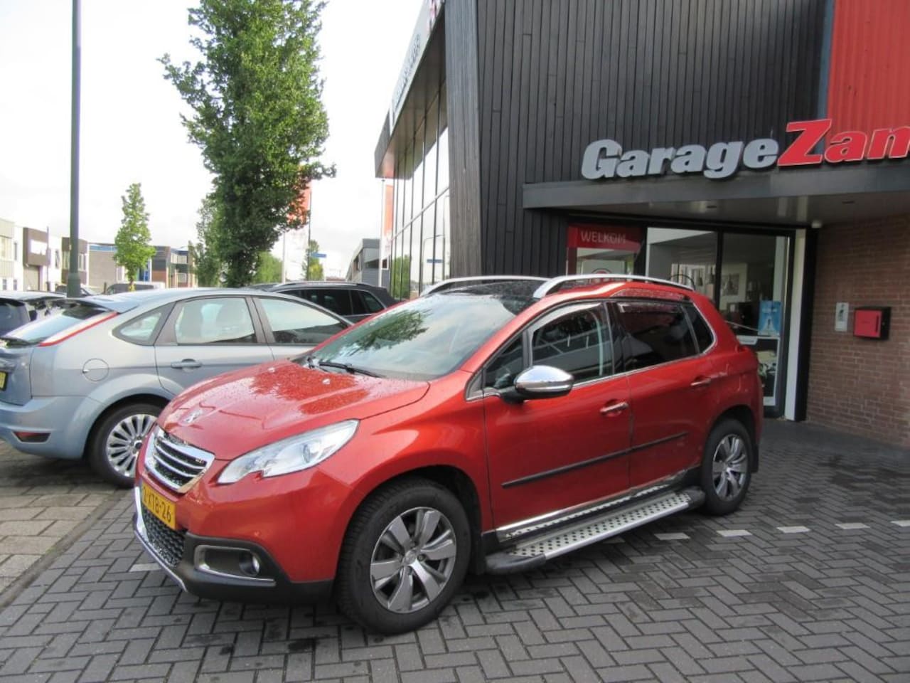 Peugeot 2008 - 1.2 PureTech Allure 1.2 PureTech Allure - AutoWereld.nl