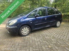 Citroën Xsara Picasso - 2.0i-16V Caractère AUTOMAAT TREKHAAK
