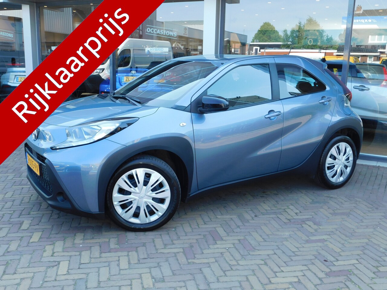 Toyota Aygo X - 1.0 VVT-i MT Play | APPLE CARPLAY ANDROID AUTO - AutoWereld.nl