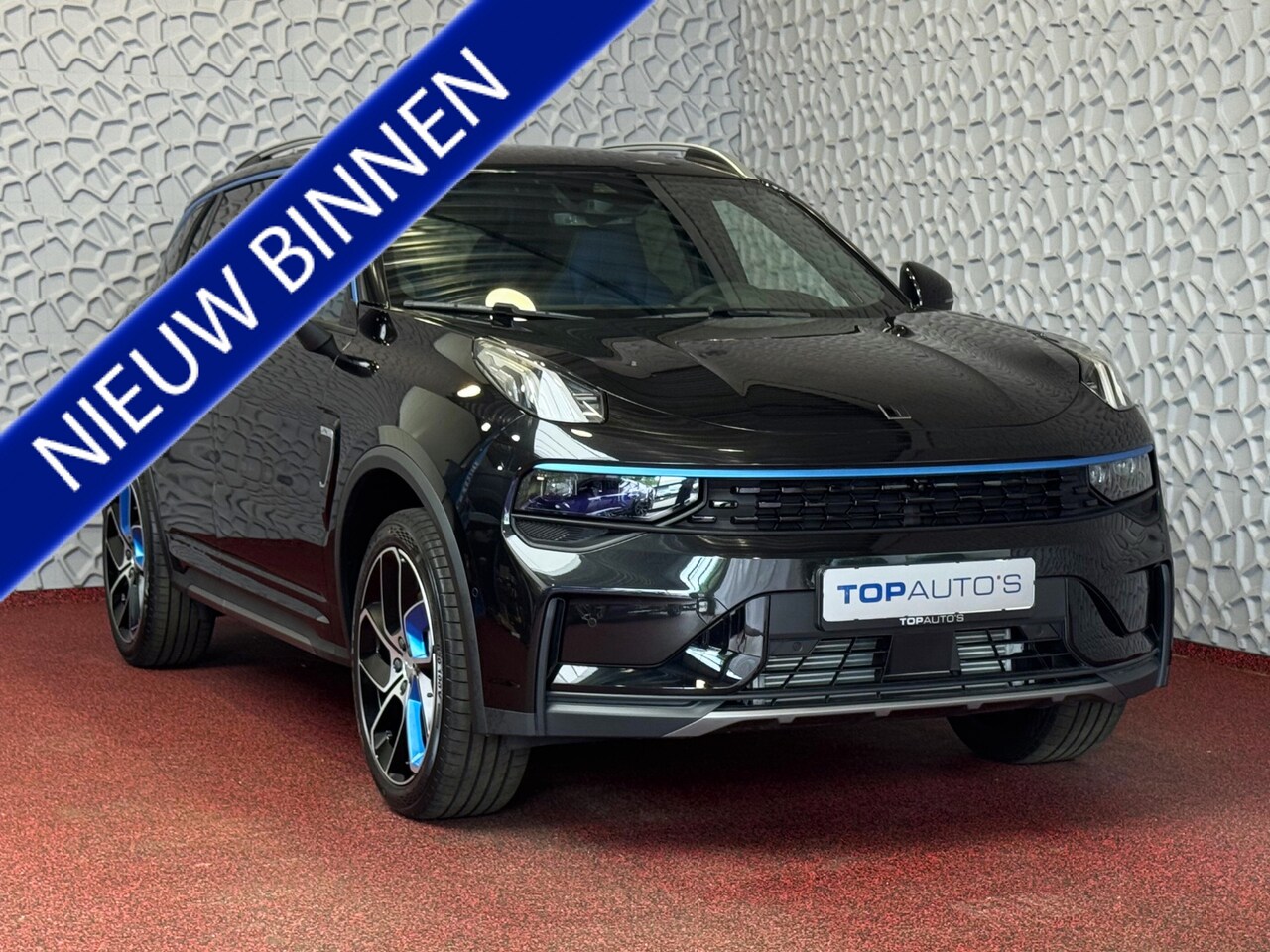 Lynk & Co 01 - ✅ NIEUWE AUTO ✅ / MODEL 2024 STUUR/STOEL VERW. 1.5 261 PK ZWARTE HEMEL 360CAM 4 JAAR GARAN - AutoWereld.nl